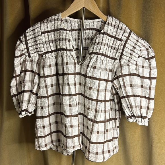 Moon River Tops - Brown Grid Print Puff Sleeve Woven Top in Excellent Preloved Condition Size L